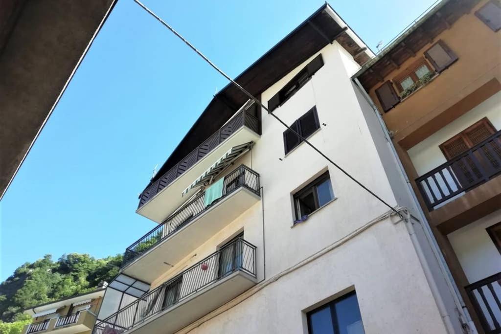 Mansarda Bellavista - Your Mountain Holiday Premana المظهر الخارجي الصورة